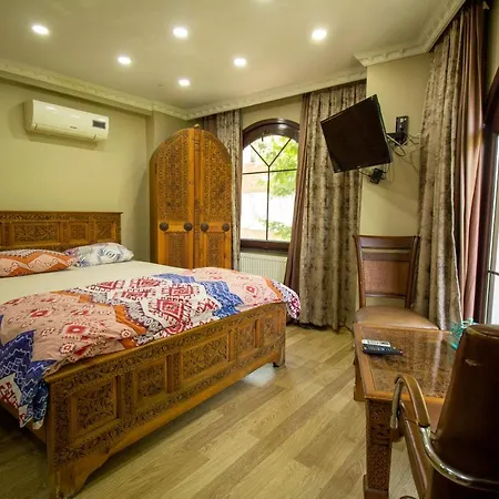 Charming Condons Location In Fatih Apartment